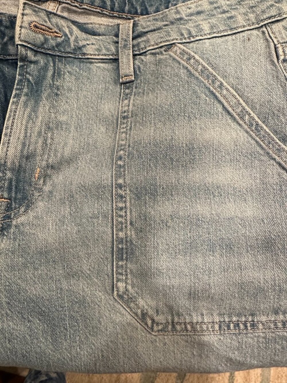GAP Universal Slim Boyfriend Cropped Jeans with Frayed Hem NWOT SZ. 12 /31R